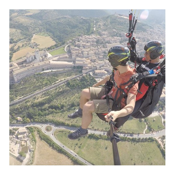 parapendio biposto in Umbria ad Assisi