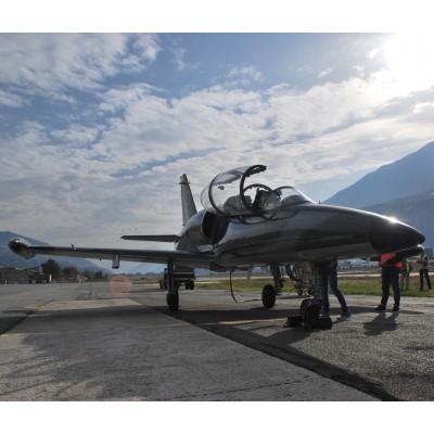 Volare in Valle d'Aosta sul jet L39 Albatros