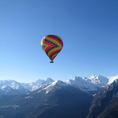 volare in mongolfiera in Valle d'Aosta esclusivo per coppie