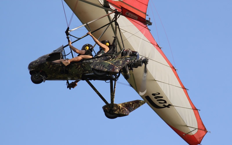 Volare in deltaplano a motore è per tutti